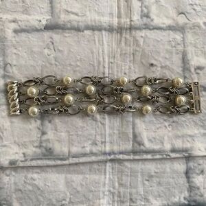 Costume jewelry 3 metal loop strand and faux pearl bracelet w/magnet clasp